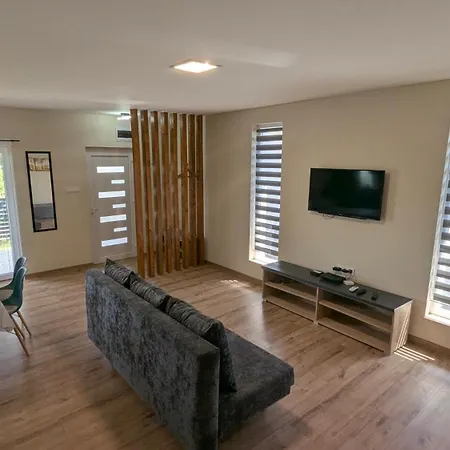 Forest Apartment