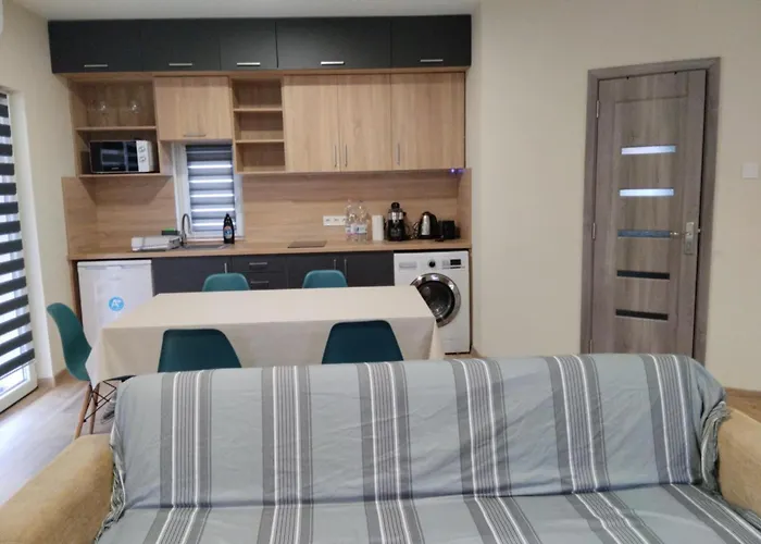 Forest Apartment *